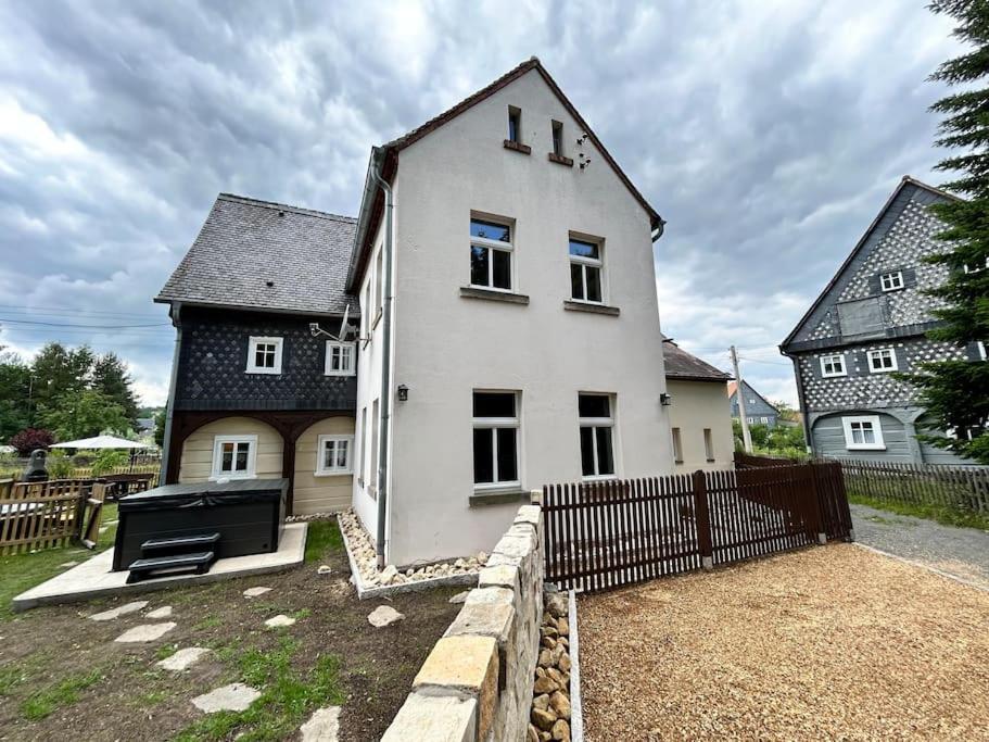 Ferienhaus Hexe Mit Whirlpool, Sauna, Garten Villa Großschönau Eksteriør bilde